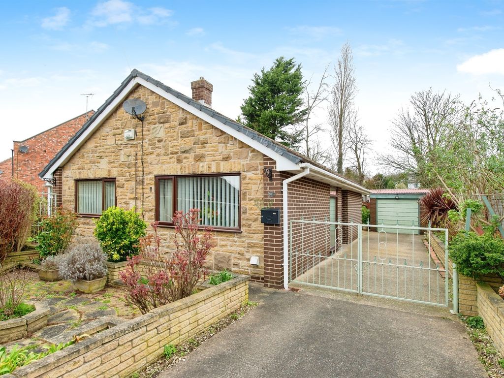 2 bed detached bungalow for sale in Hillside, Byram, Knottingley WF11, £250,000 Zoopla