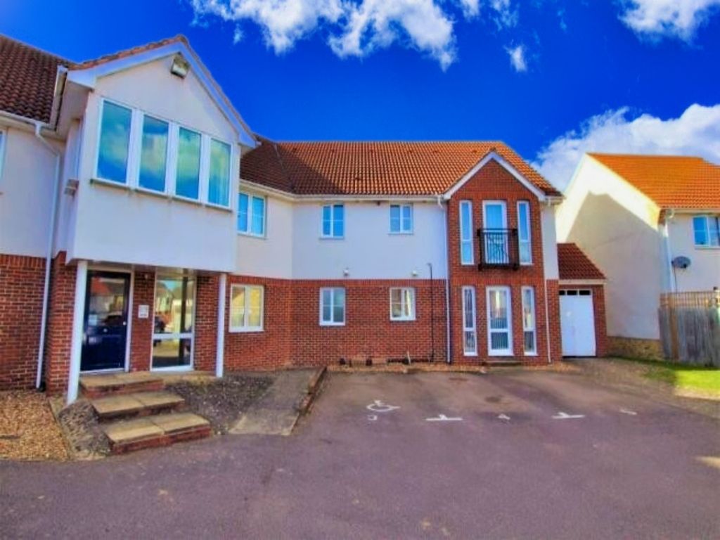 1 bed flat for sale in Watson Way, Marston Moretaine, Bedford MK43, £