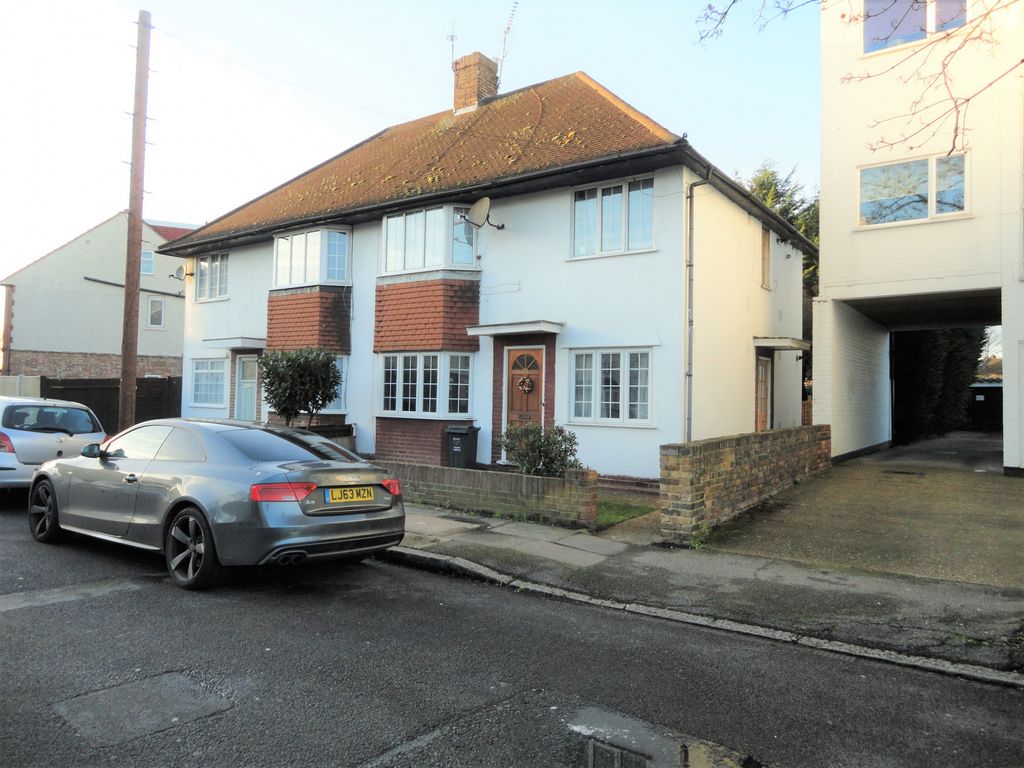 2 bed to rent in Maswell Park Road, Hounslow TW3 Zoopla
