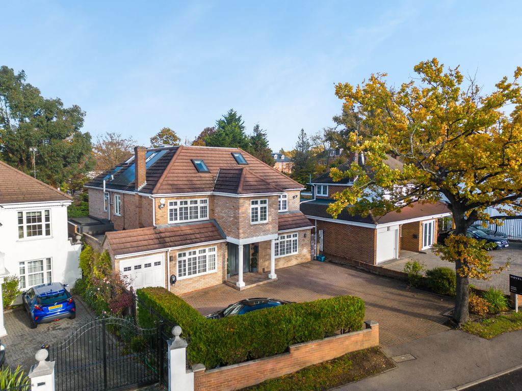 7 bed detached house for sale in Tomswood Road, Chigwell IG7, £