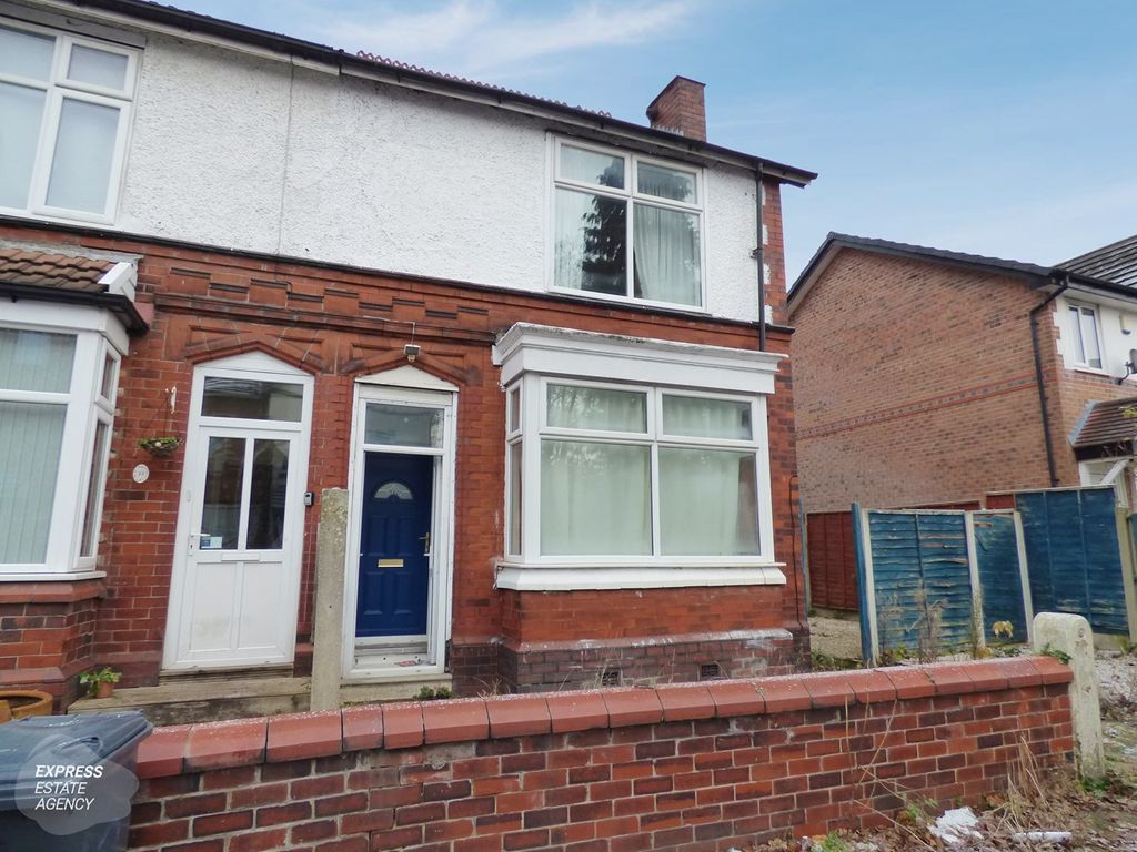 5 bed semidetached house for sale in Grassfield Avenue, Salford M7