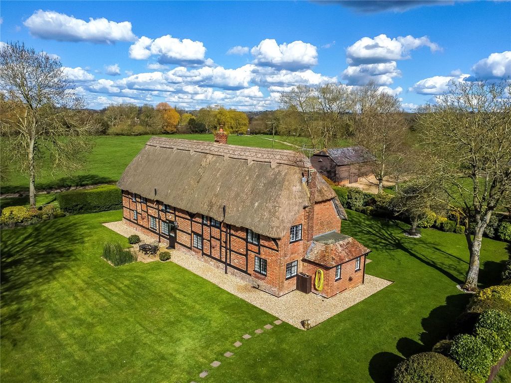 4 bed detached house for sale in The Marsh, Breamore, Fordingbridge