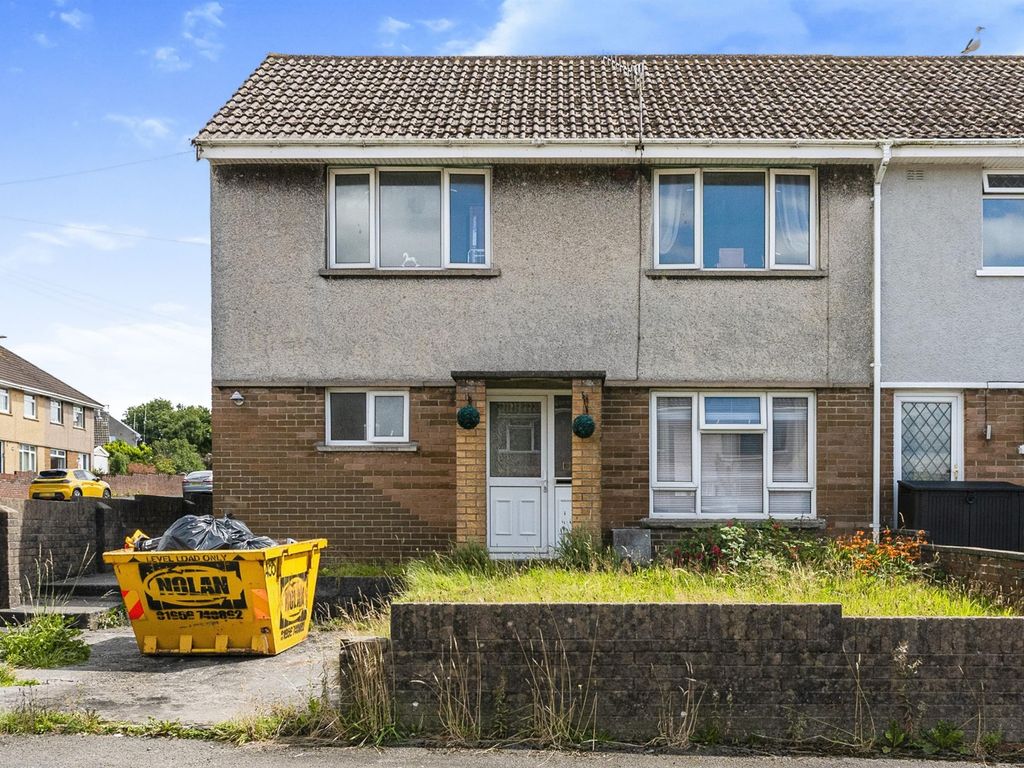 3 bed end terrace house for sale in Heol Maendy, Sarn, Bridgend CF32