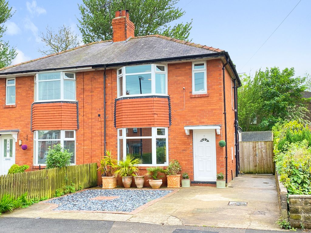 3 bed semidetached house for sale in Wedderburn Drive, Harrogate HG2