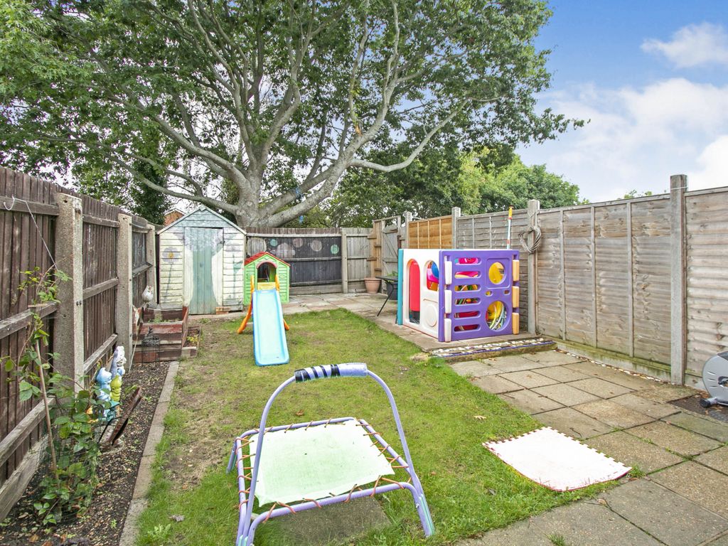 2 bed end terrace house for sale in Fritham Gardens, Bournemouth BH8