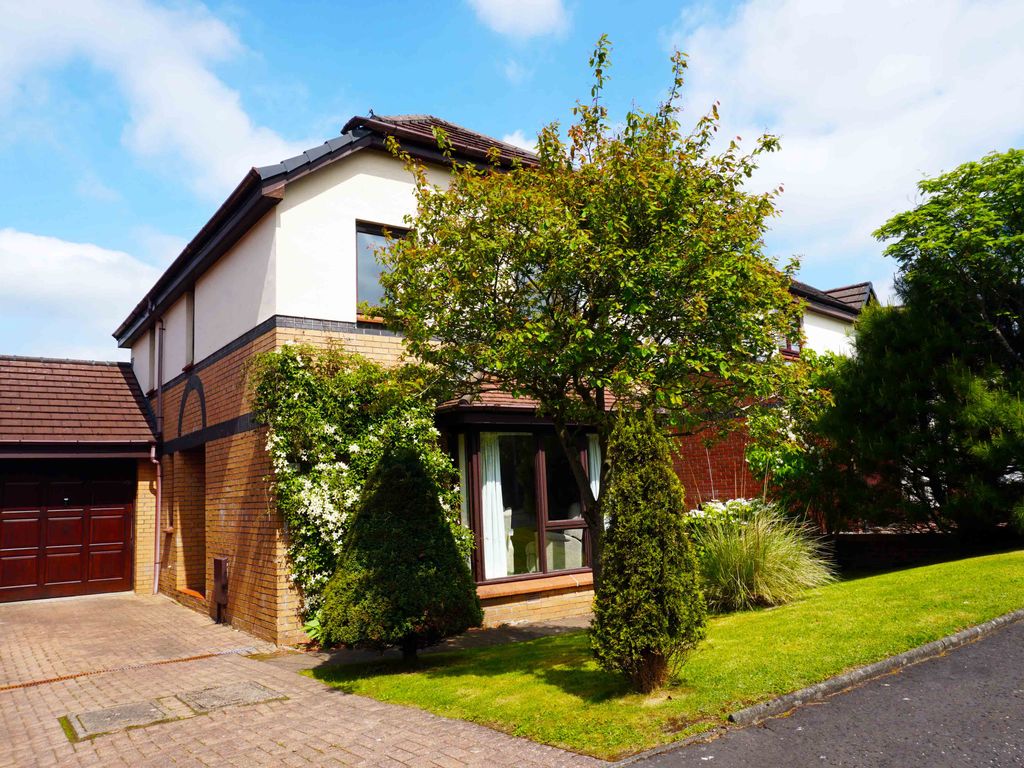 3 bed detached house for sale in Oak Fern Drive, Stewartfield, East
