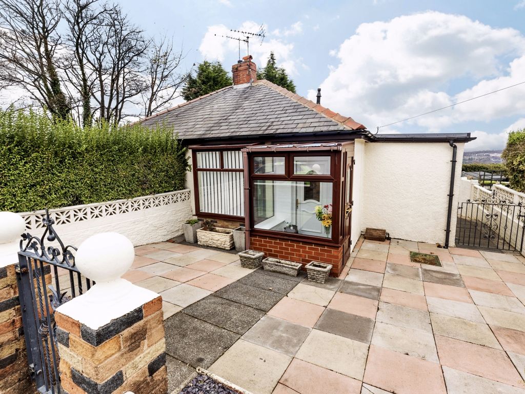 1 bed bungalow for sale in Moorhouse Avenue, Accrington BB5, £105,000