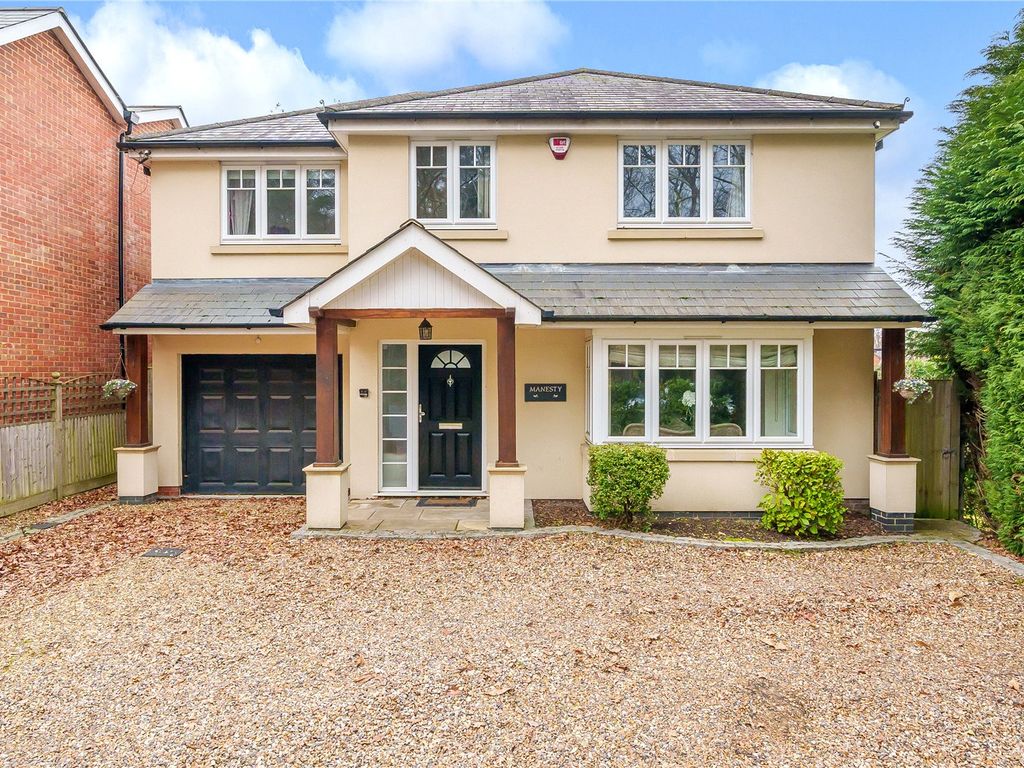 4 bed detached house for sale in Old Wokingham Road, Crowthorne