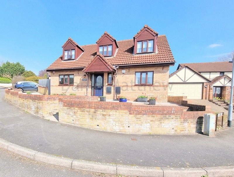 3 bed detached bungalow for sale in Whitethorn Drive, Brackla, Bridgend