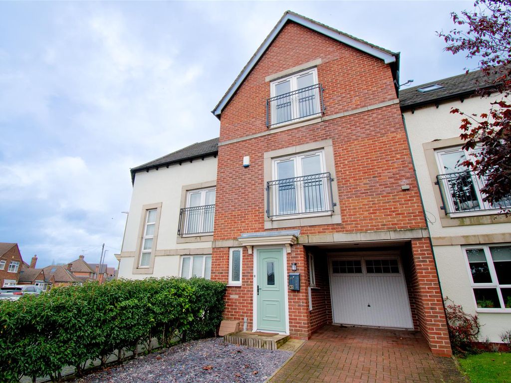 3 bed terraced house for sale in Hillcrest, Belper DE56, £239,950 Zoopla