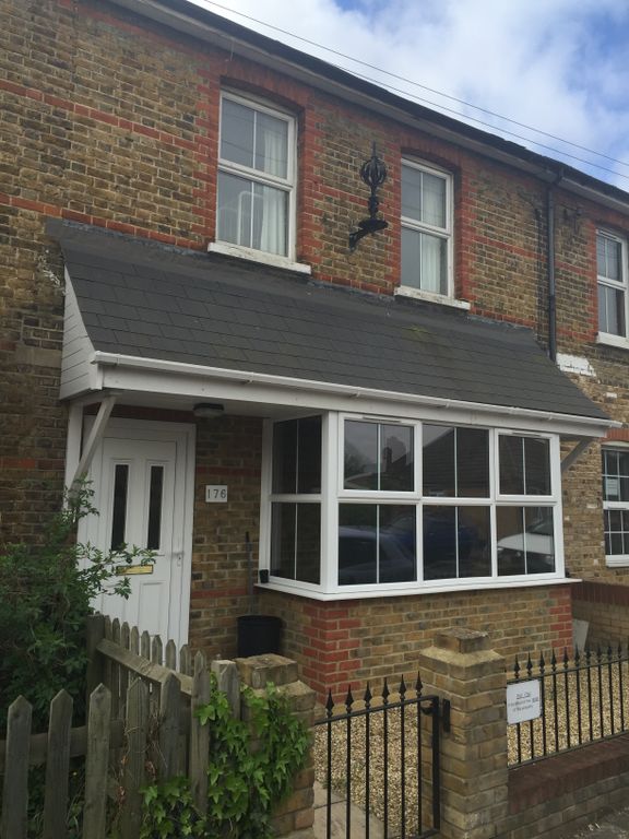 Studio to rent in Chesterfield Road, Ashford TW15 Zoopla