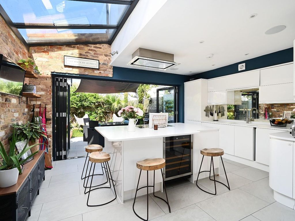 4 bed property for sale in Westbourne Street, Hove BN3 Zoopla