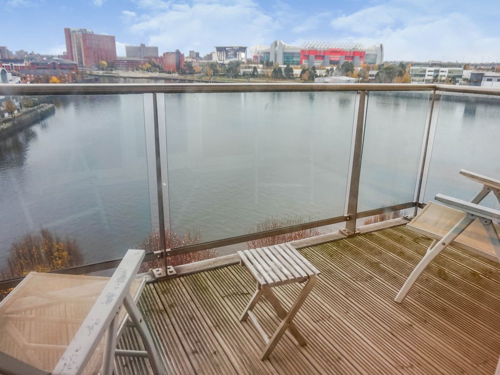 2 bed flat to rent in Apartment 504, Sovereign Point, 31 The Quays