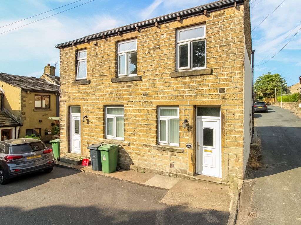 3 bed detached house for sale in Wood Street, Skelmanthorpe
