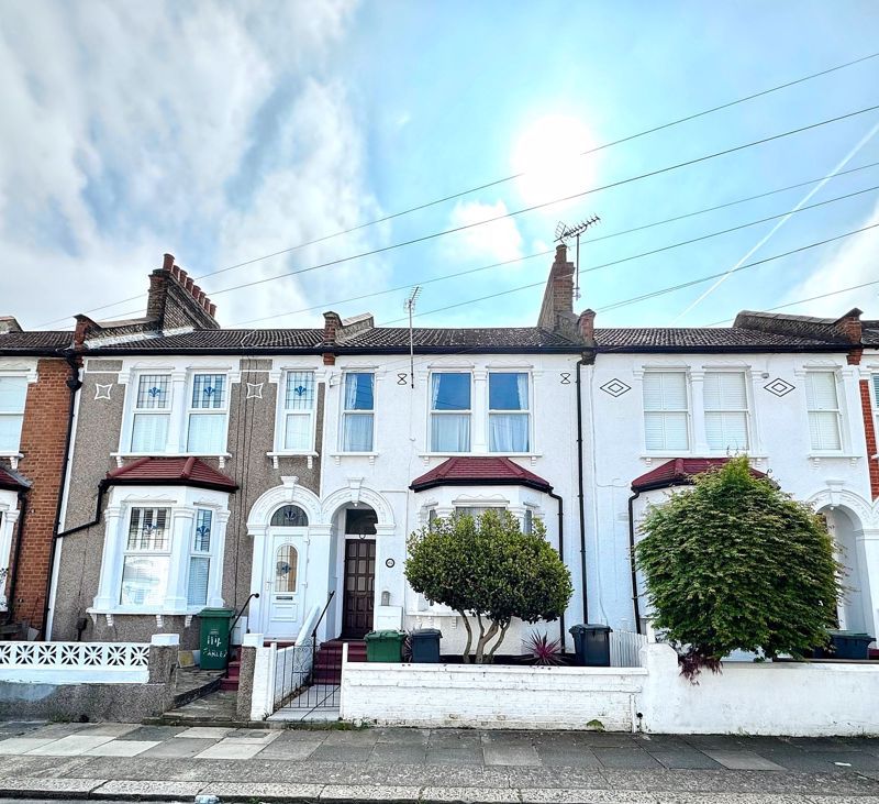 1 bed flat for sale in Farley Road, London SE6, £325,000 Zoopla