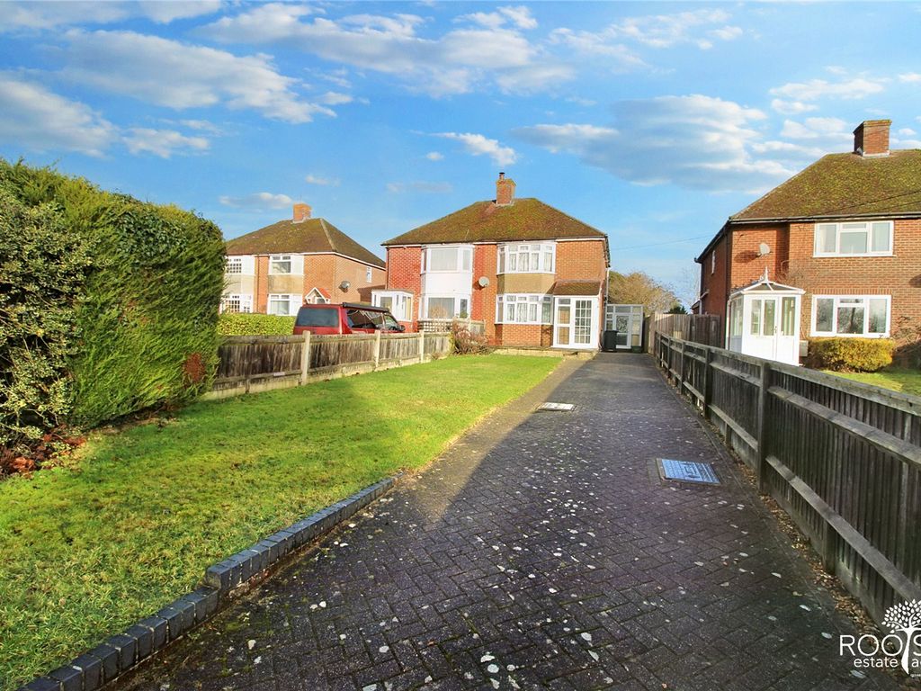 2 bed semidetached house for sale in Lower Way, Thatcham, Berkshire