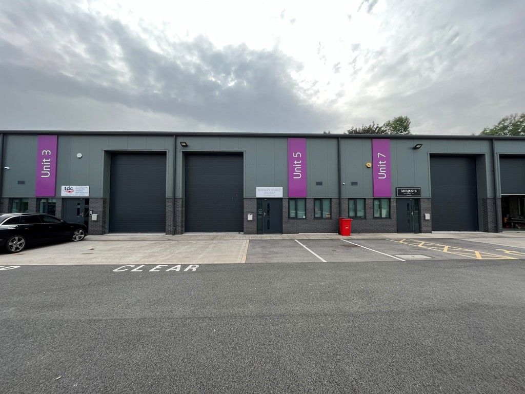 Industrial to let in Unit 5, Dee View Business Park, Europa Court