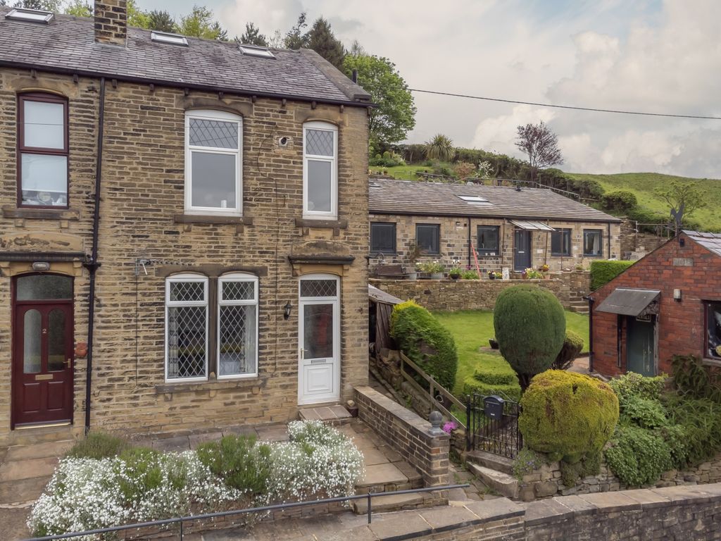 3 bed end terrace house for sale in Mill Bank, Sowerby Bridge HX6, £