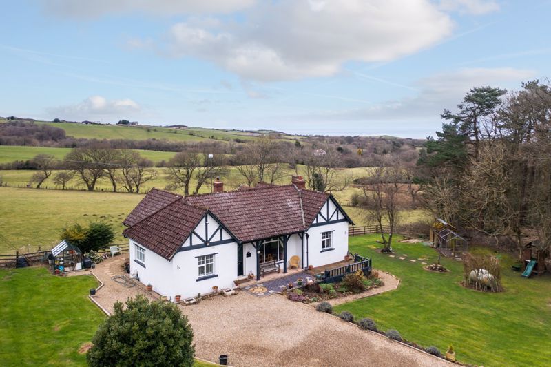 3 bed detached house for sale in Whitby Road, Cloughton, Scarborough