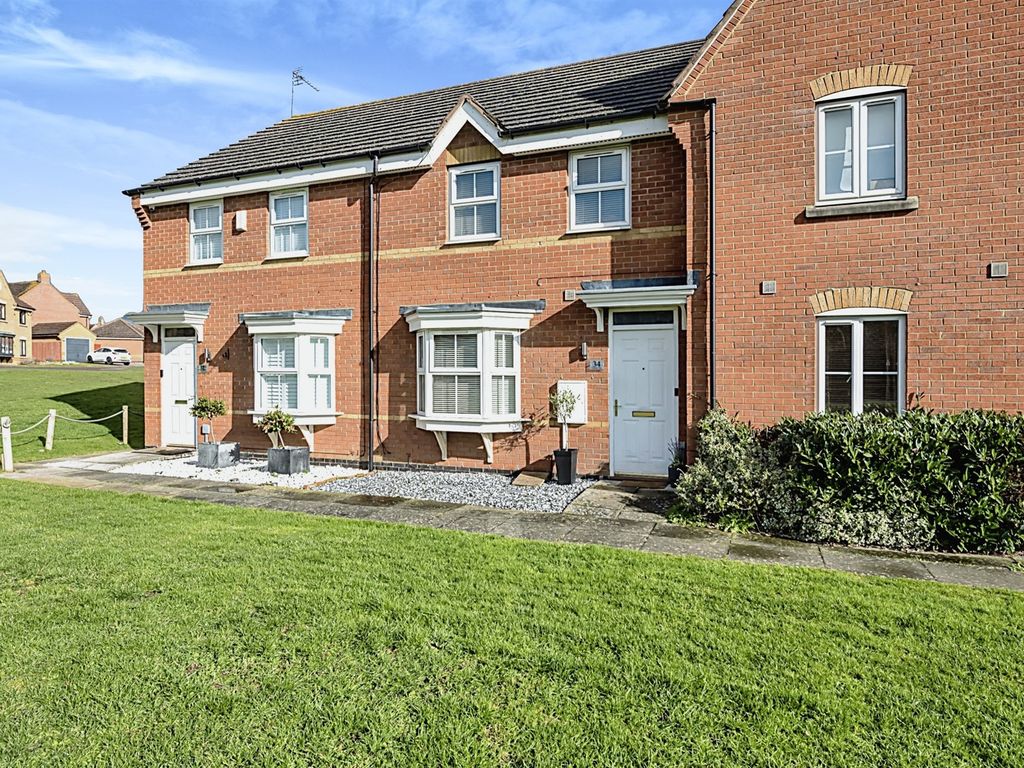 3 bed terraced house for sale in Gladiator Close, Wootton, Northampton