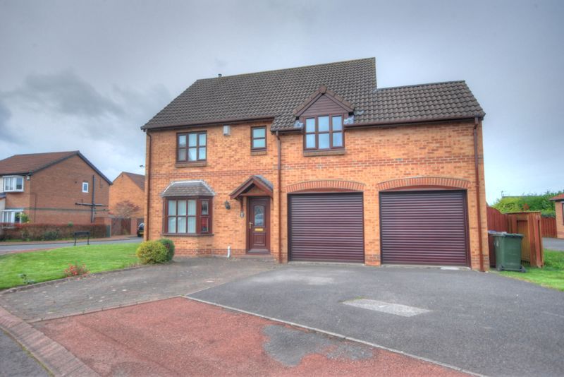 4 bed detached house for sale in Brennan Close, Denton Burn, Newcastle