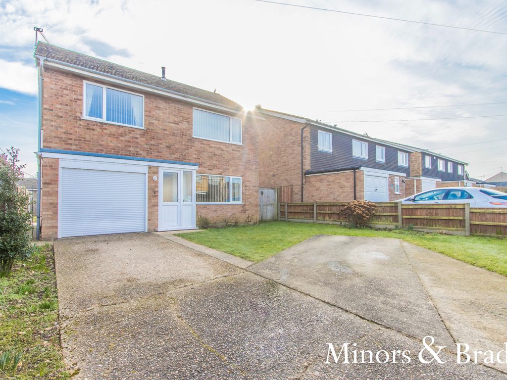 3 bed detached house for sale in Colleen Close, Dereham NR19 Zoopla