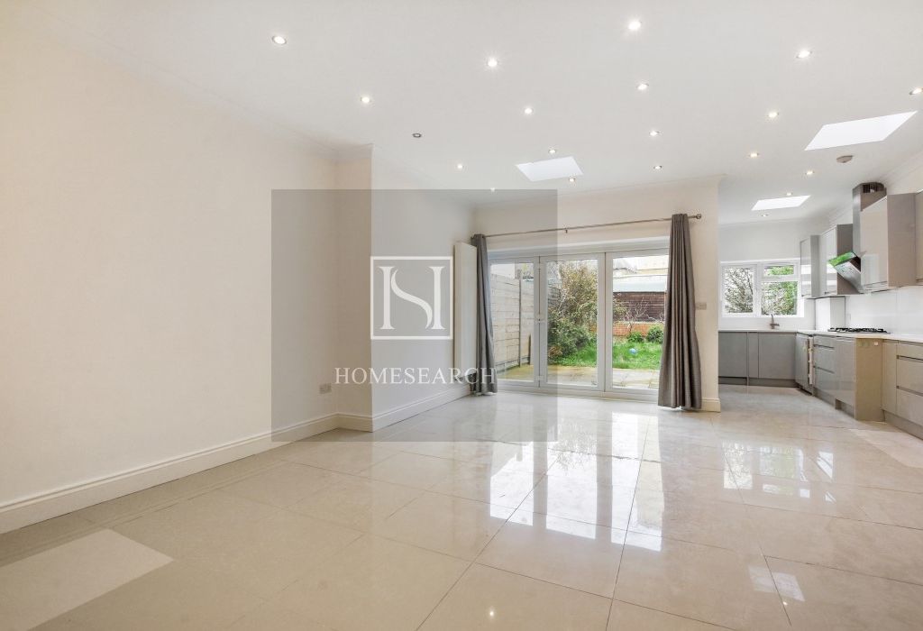 5 bed flat for sale in Ealing Park Gardens, London W5, £995,000 Zoopla