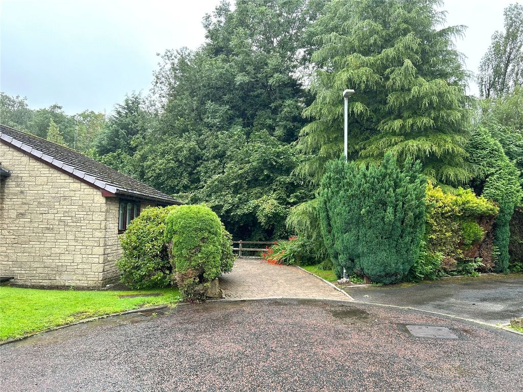 2 bed semidetached house for sale in Brandwood Park, Stacksteads