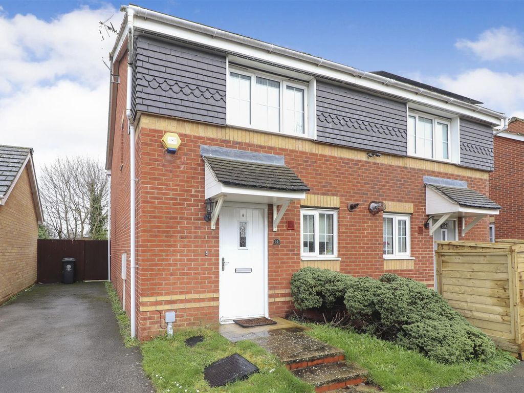 2 bed semidetached house for sale in Regency Court, Rushden NN10, £