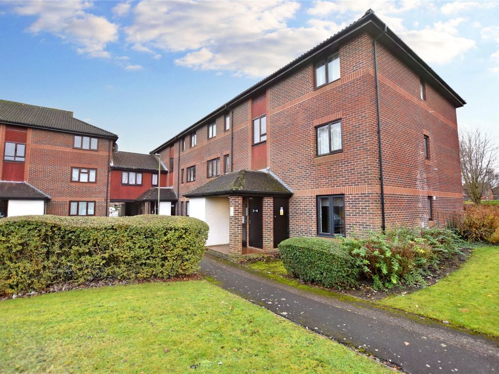 1 bed flat for sale in Linacre Close, Didcot, Oxfordshire OX11, £