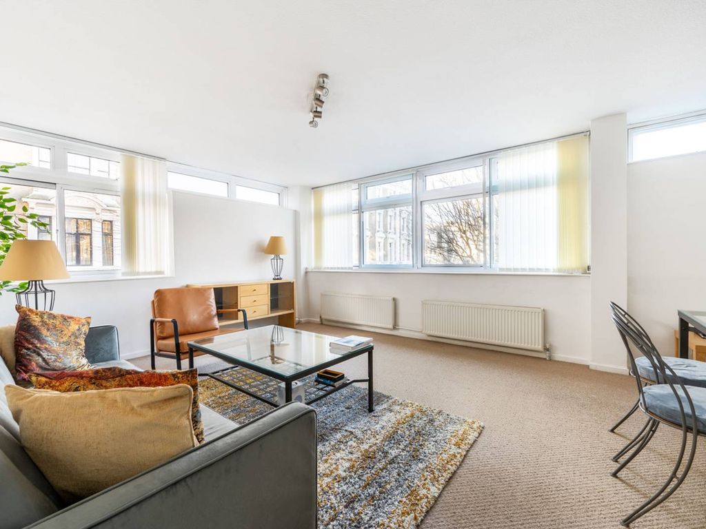 2 bed flat for sale in Linden Gardens, Notting Hill, London W2, £