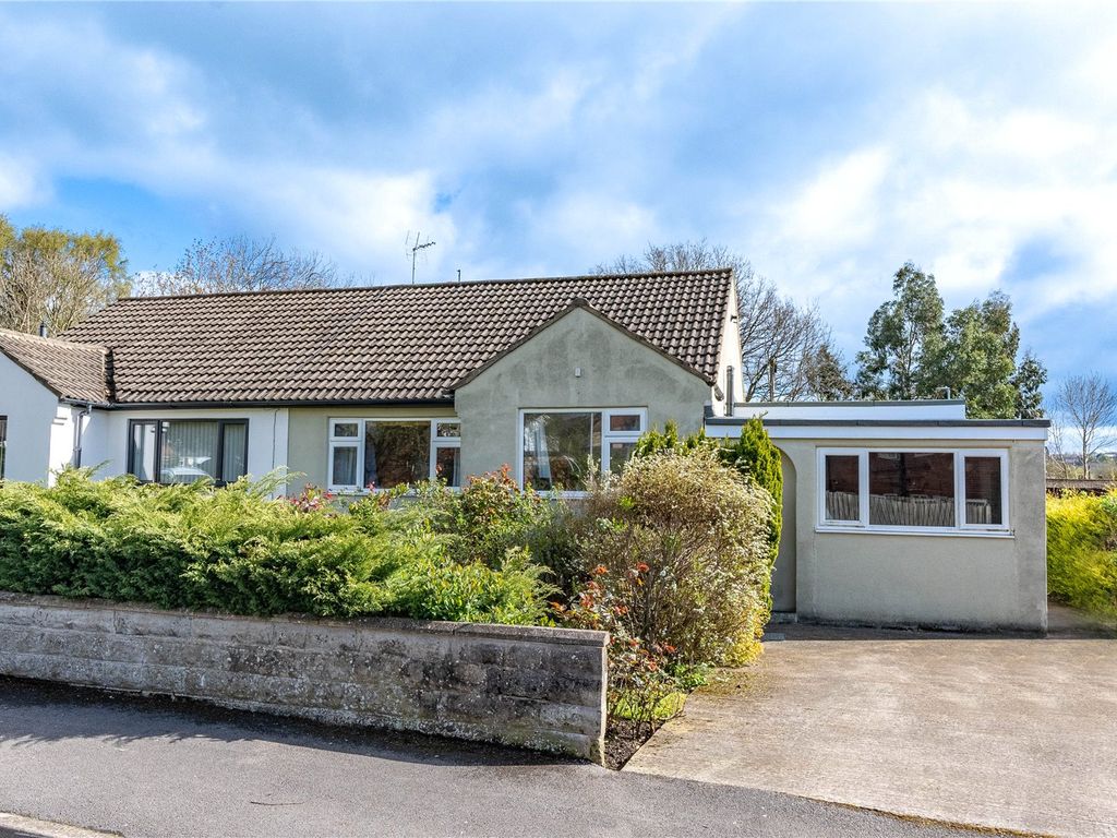 3 bed bungalow for sale in Westfield Mount, Yeadon, Leeds, West Yorkshire LS19, £250,000 Zoopla