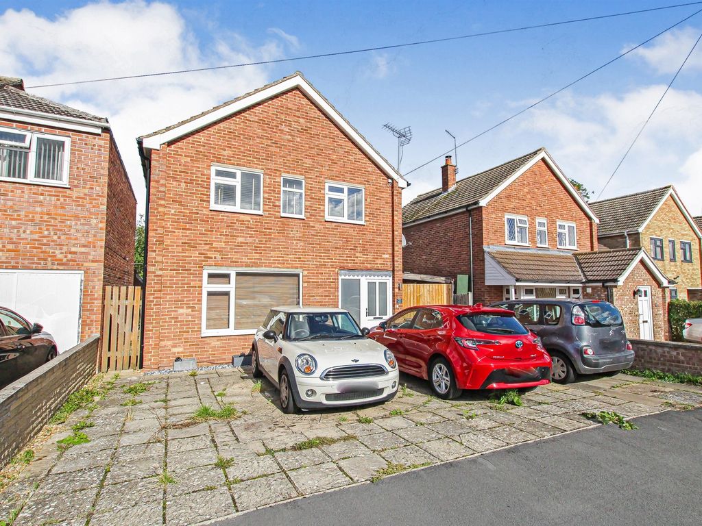 4 bed detached house for sale in The Croft, Fulbourn, Cambridge CB21