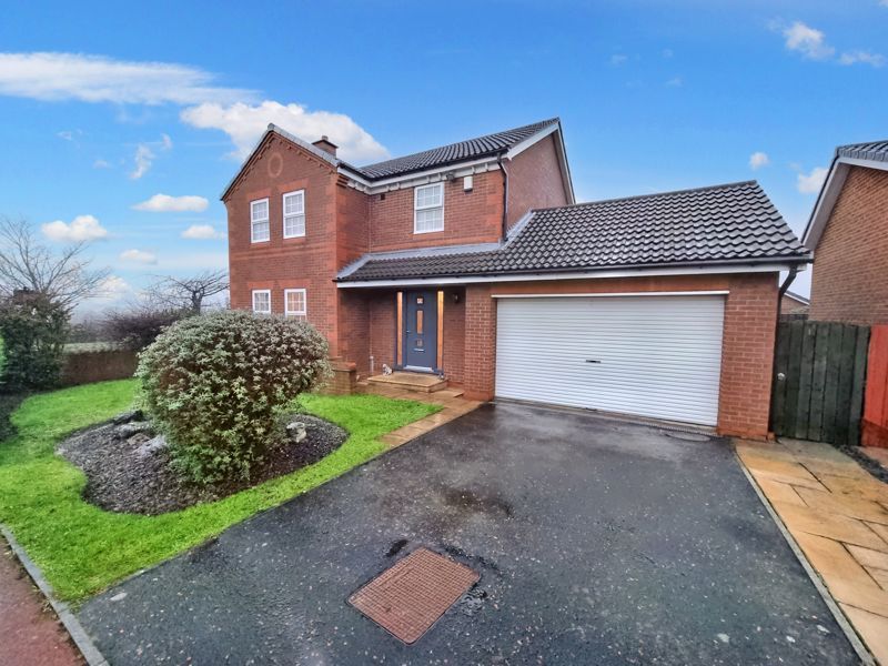 4 bed detached house for sale in Abbey Drive, North Walbottle