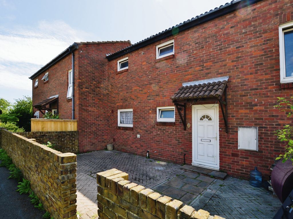3 bed terraced house for sale in Warren Close, Folkestone, Kent CT19