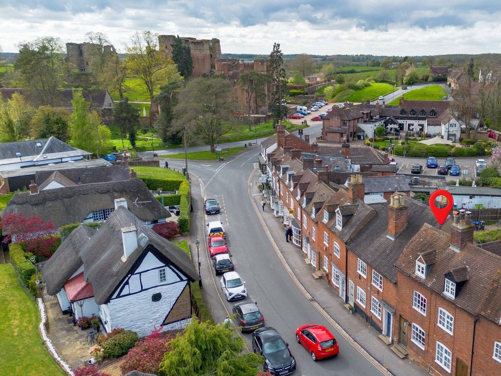 2 bed terraced house for sale in Castle Hill, Kenilworth, Warwickshire