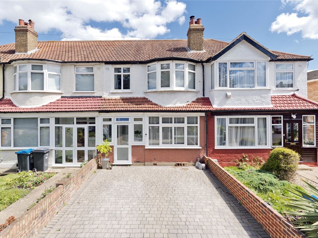 3 bed terraced house for sale in Ravenswood Avenue, Surbiton KT6 Zoopla