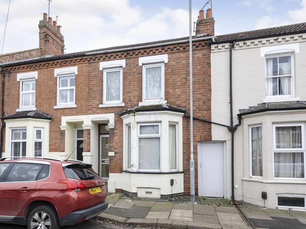 3 bed terraced house for sale in Balmoral Road, Northampton NN2 Zoopla
