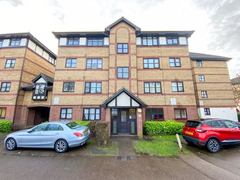 Somerset Gardens, White Hart Lane, London N17