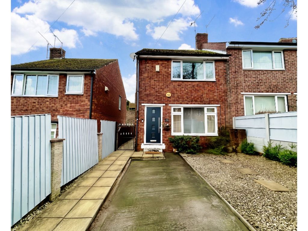 2 bed semidetached house for sale in Vauxhall Road, Sheffield S9, £