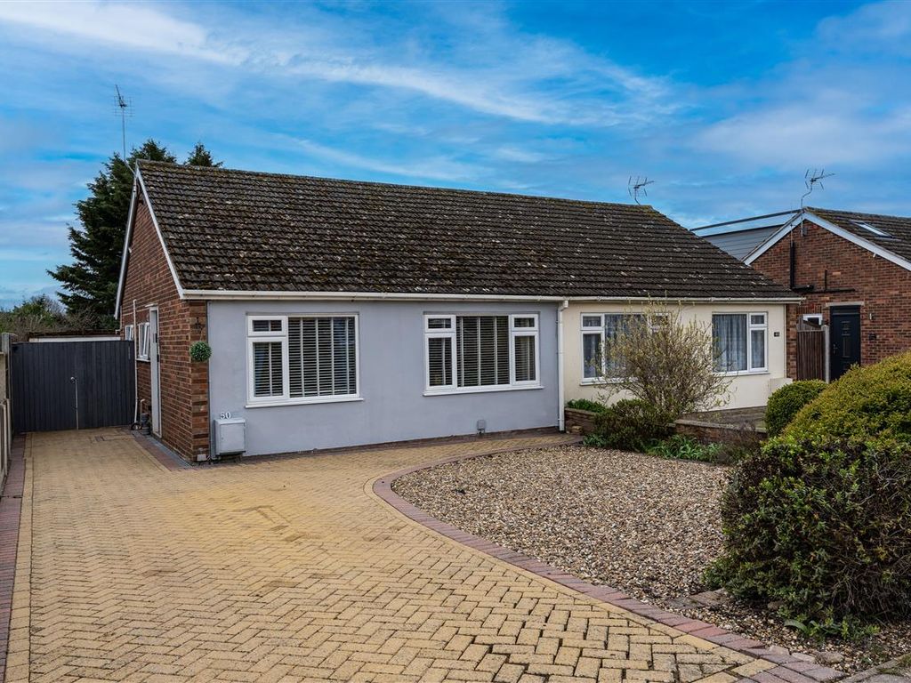 2 bed bungalow for sale in Fordwich Road, Brightlingsea, Colchester CO7