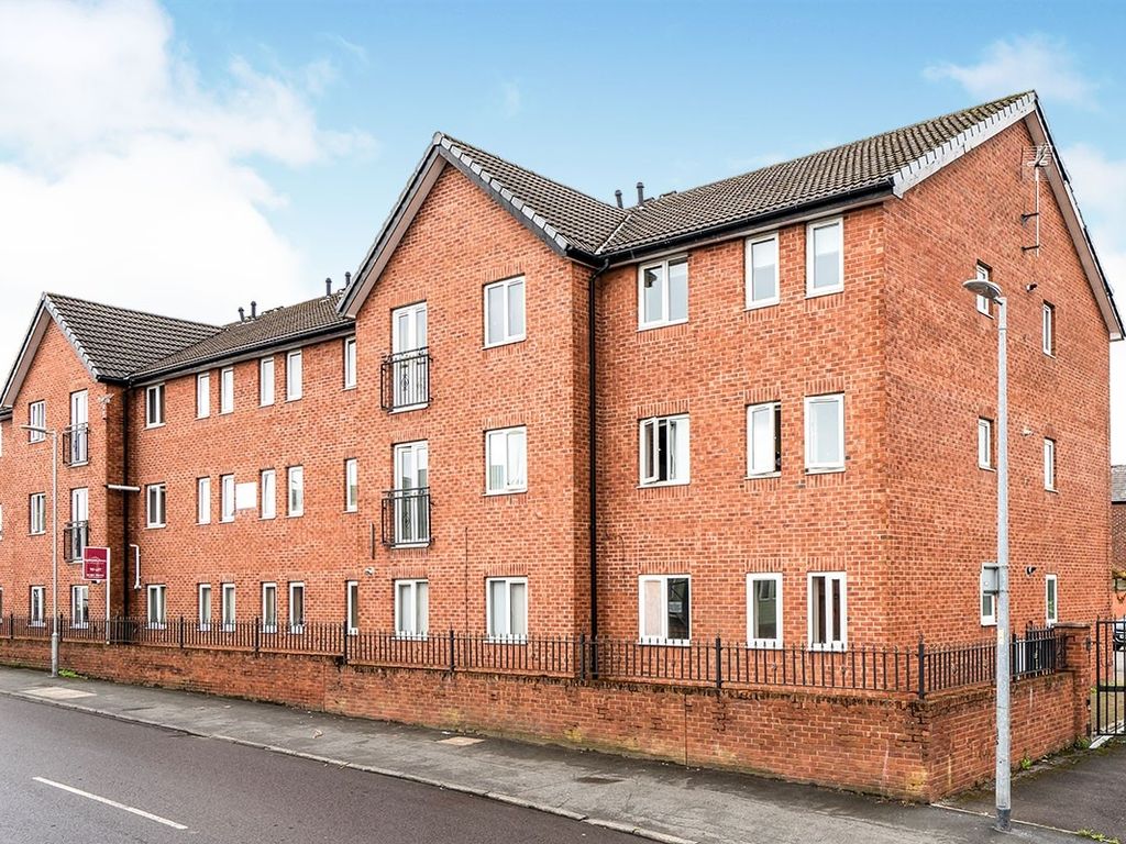 2 bed flat to rent in Swinton Hall Road, Swinton, Manchester M27 Zoopla