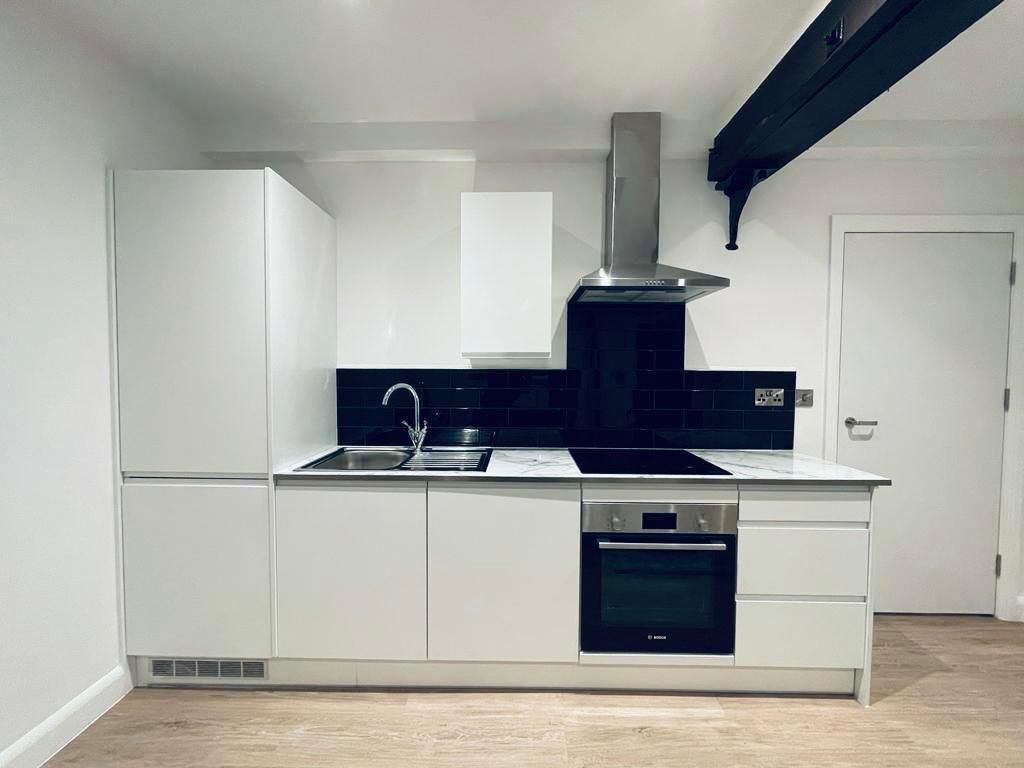 1 bed flat to rent in Wetmore Road, BurtonOnTrent DE14, £700 pcm Zoopla