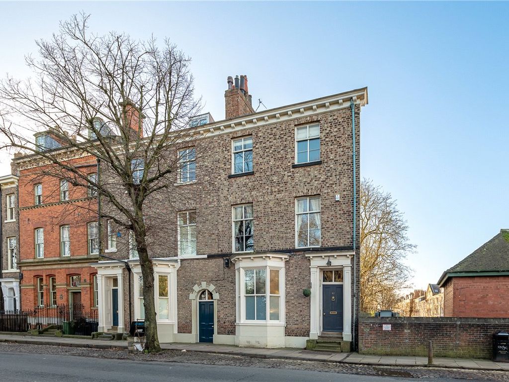 5 bed end terrace house for sale in Bootham, York, North Yorkshire YO30
