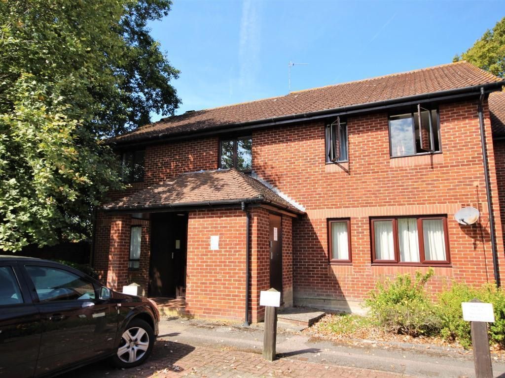 Studio to rent in Worcester Drive, Didcot, Oxfordshire OX11 Zoopla