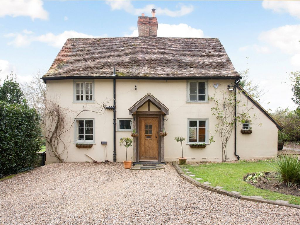 3 bed detached house for sale in Tolpits Lane, Watford, Hertfordshire