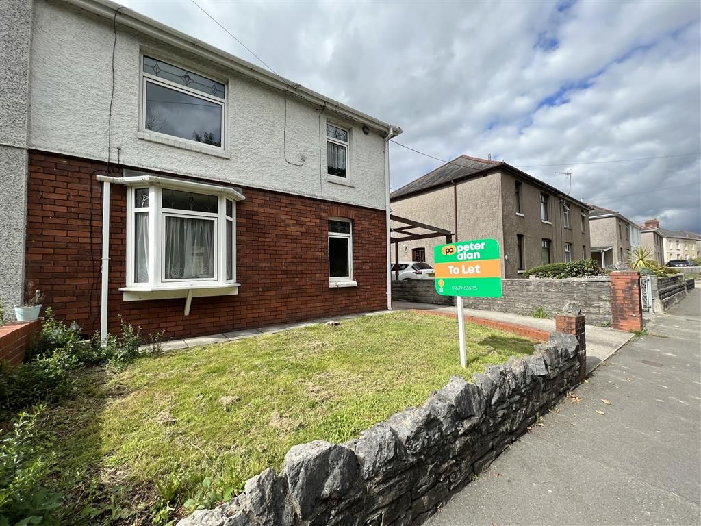 3 bed semidetached house to rent in Danygraig Terrace, Cadoxton, Neath