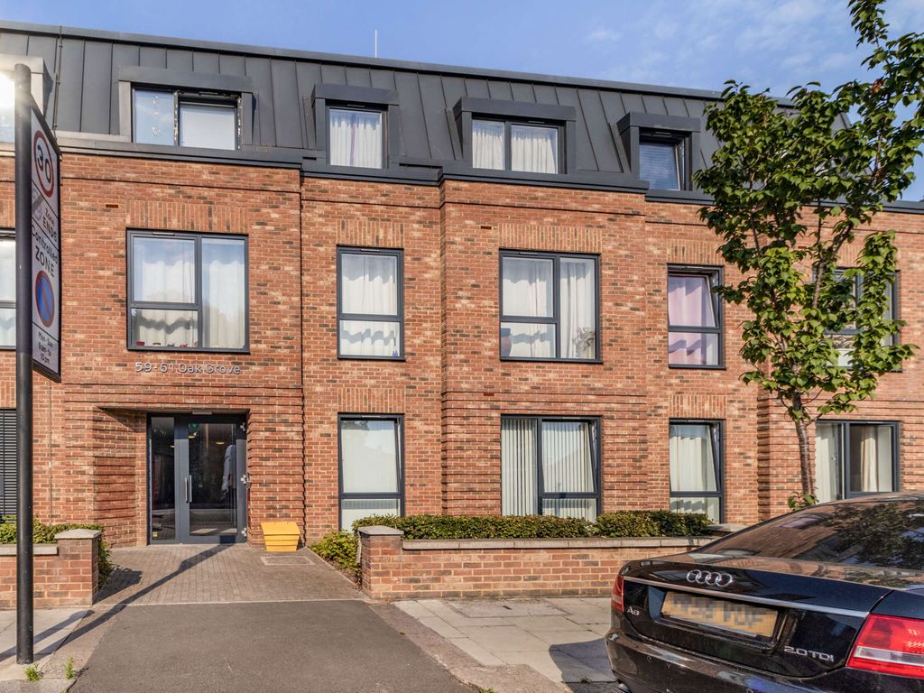 Oak Grove, London NW2