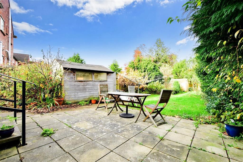 3 bed semidetached house for sale in Huntington Road, Coxheath