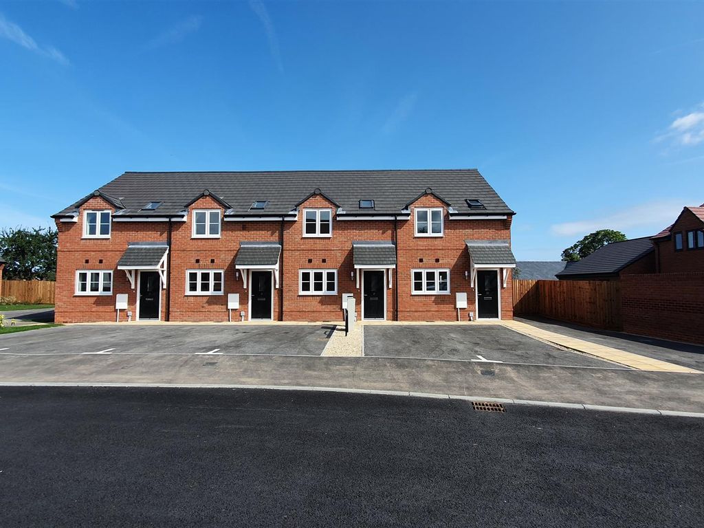 2 bed terraced house for sale in Yew Tree Close, Corse, Gloucester